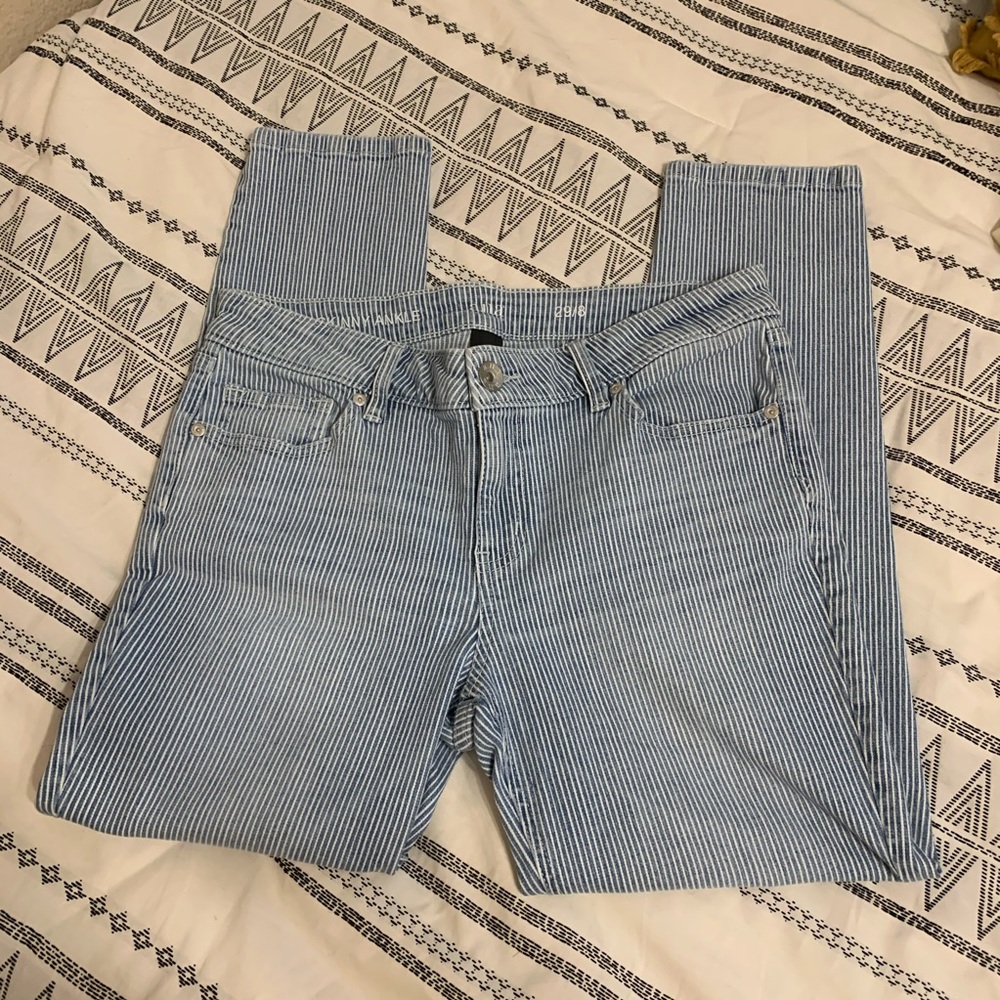 💗3 For $12💗 Pin Stripe Ankle Jeans